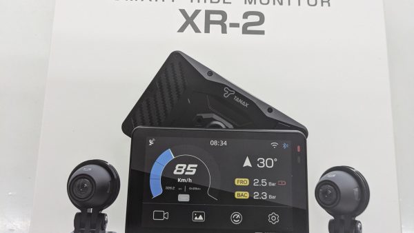 業界最小!! 4.3インチ!! ドラレコ付きスマートモニター『XR-2』登場!!