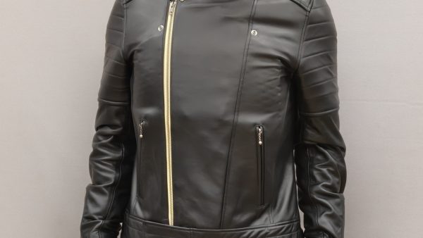 おNewなレザージャケットはいりました。